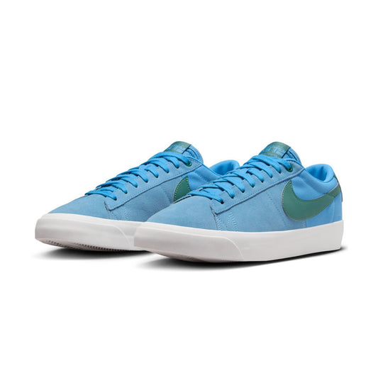 this is an image of Nike SB Zoom Blazer Low Pro GT "University Blue Bicoastal