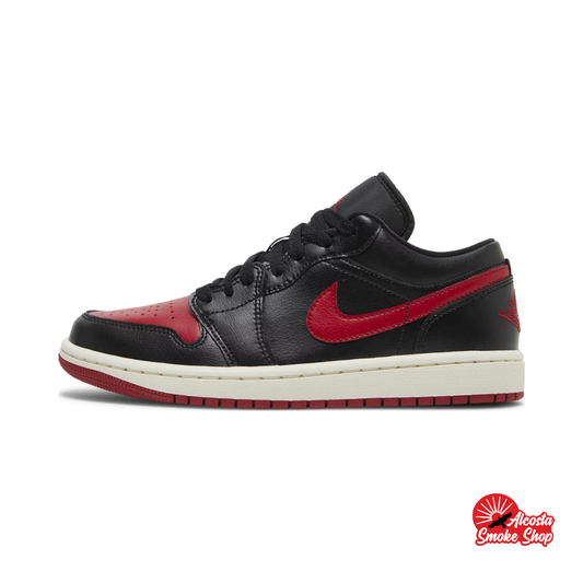 this is an image of Air Jordan 1 Low "Bred Sail"