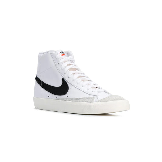 this is an image of Nike Blazer Mid 77 VNTG "White Black"