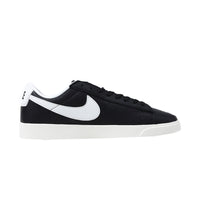 this is an image of Nike Blazer Low 77 VNTG "Black White"