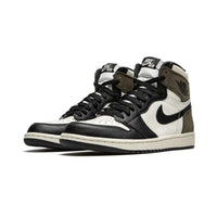 this is an image of Air Jordan 1 Retro High OG "Dark Mocha"