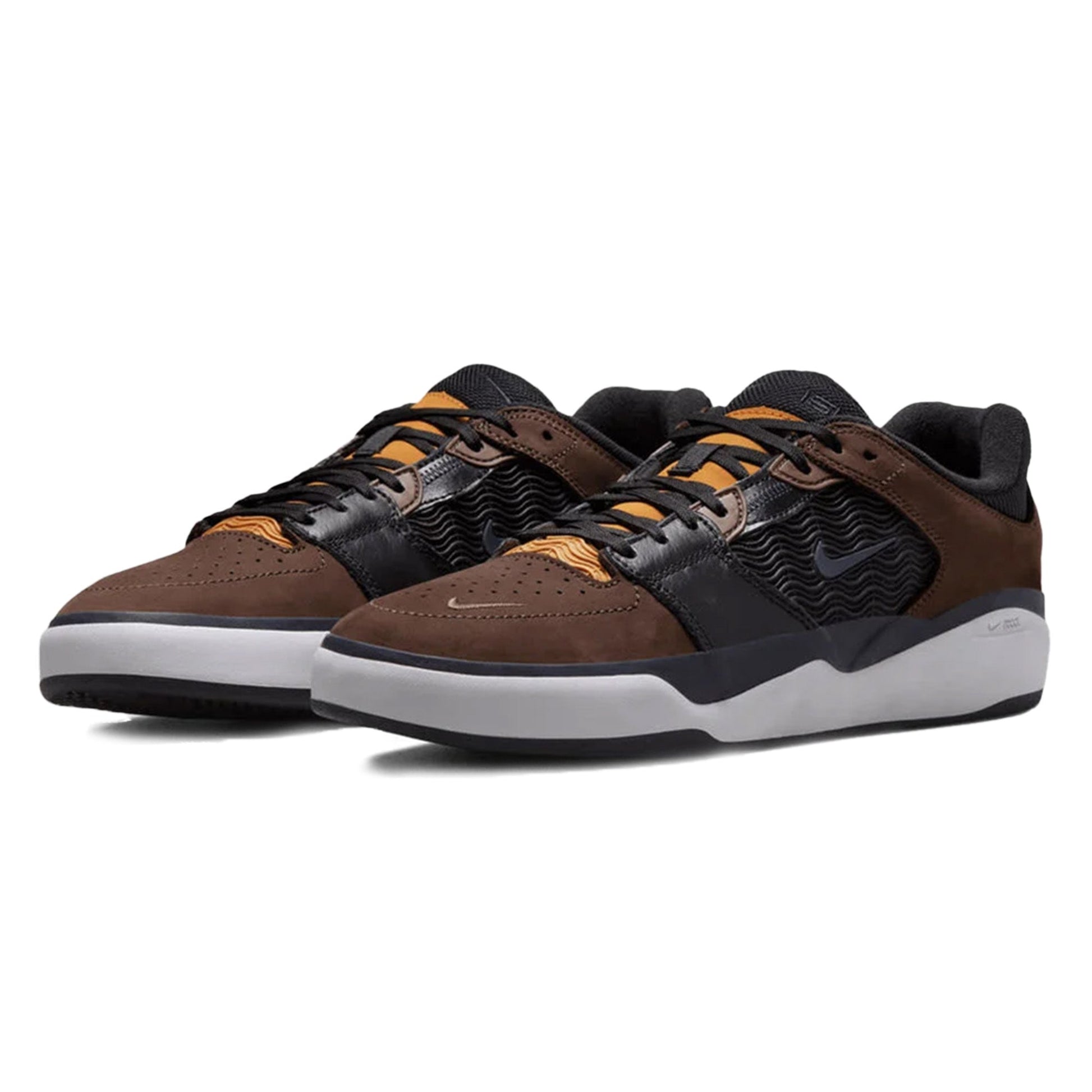 this is an image of Nike SB Ishod "Baroque Brown"