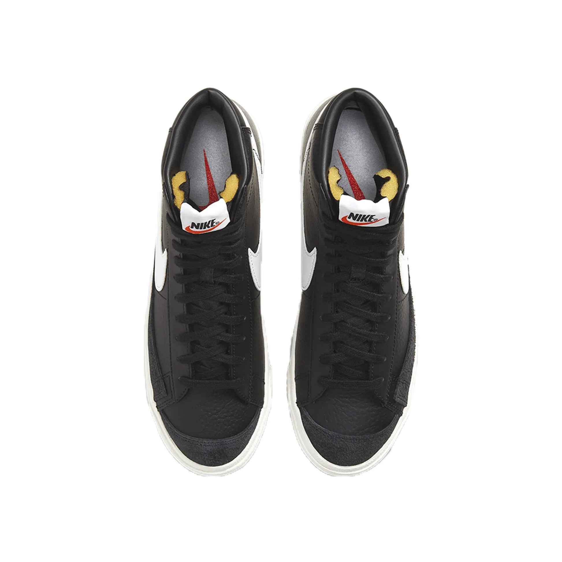 this is an image of Nike Blazer Mid 77 Vintage "Black Sail"