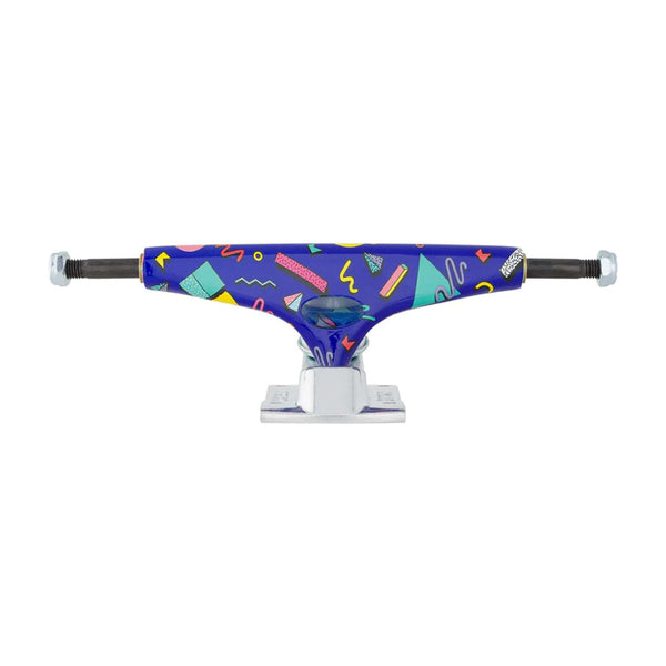 this is an image of Krux Trucks Standard K5 DLK 90’s Pair