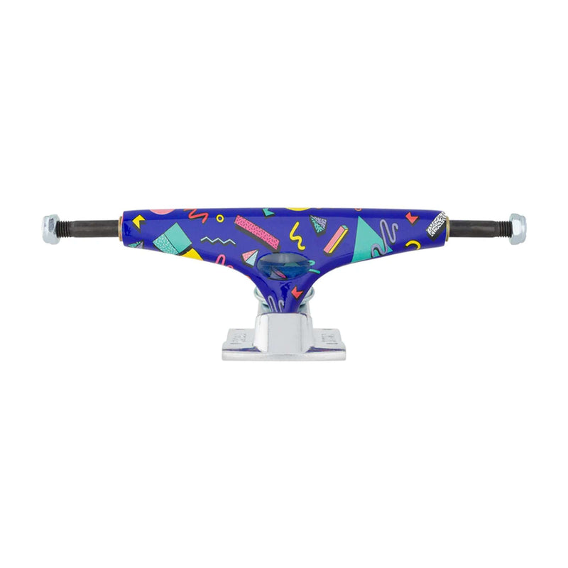 this is an image of Krux Trucks Standard K5 DLK 90’s Pair