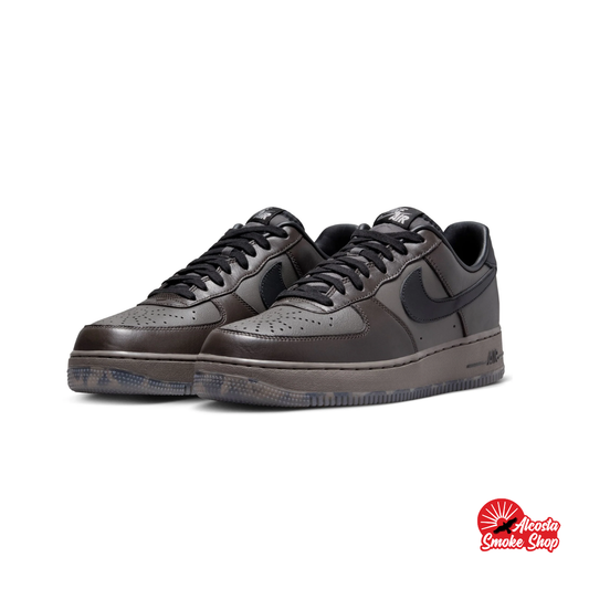 this is an image of Nike Air Force 1 Low "Paris"