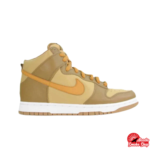 this is an image of Nike Dunk High "Hay Maple Taupe"