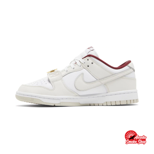 this is an image of Nike Dunk Low SE "Just Do It White Phantom" ( Women's )