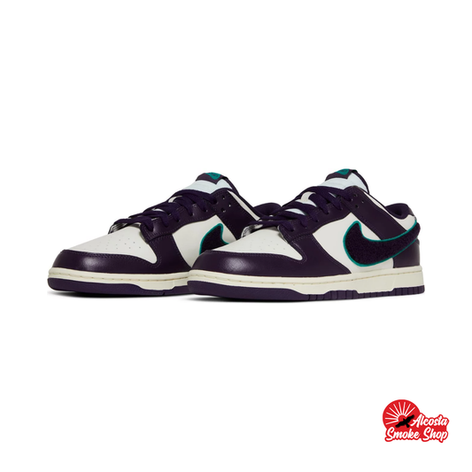 this is an image of Nike Dunk Low "Chenille Swoosh Sail Grand Purple"