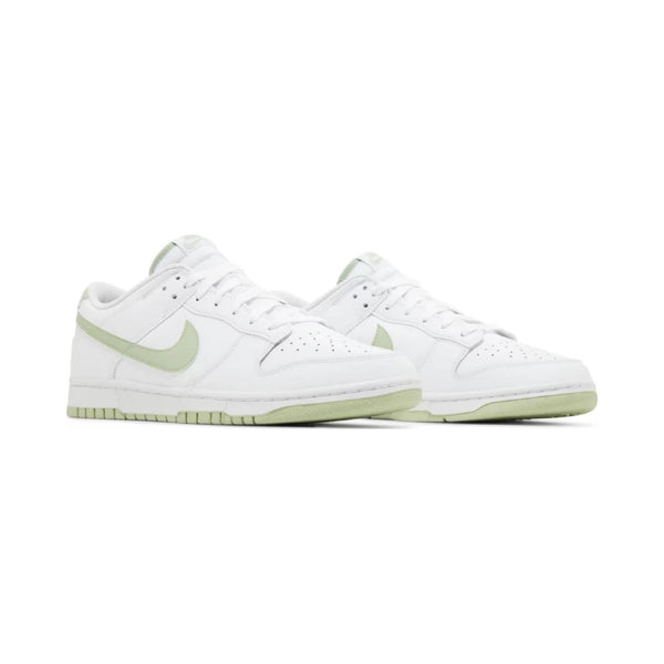 this is an image of Nike Dunk Low "Honeydew"