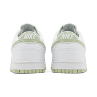 this is an image of Nike Dunk Low "Honeydew"