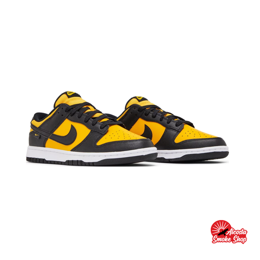 this is an image of Nike Dunk Low "Reverse Goldenrod"