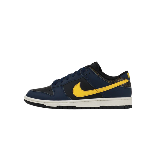 Nike Dunk Low "Vintage Michigan"